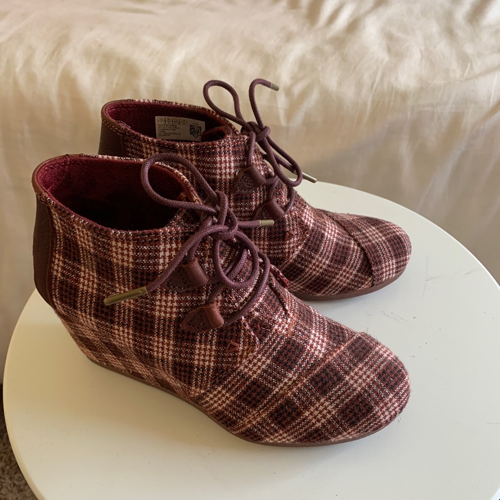 Toms Wedge Plaid Kala Bootie - size 7